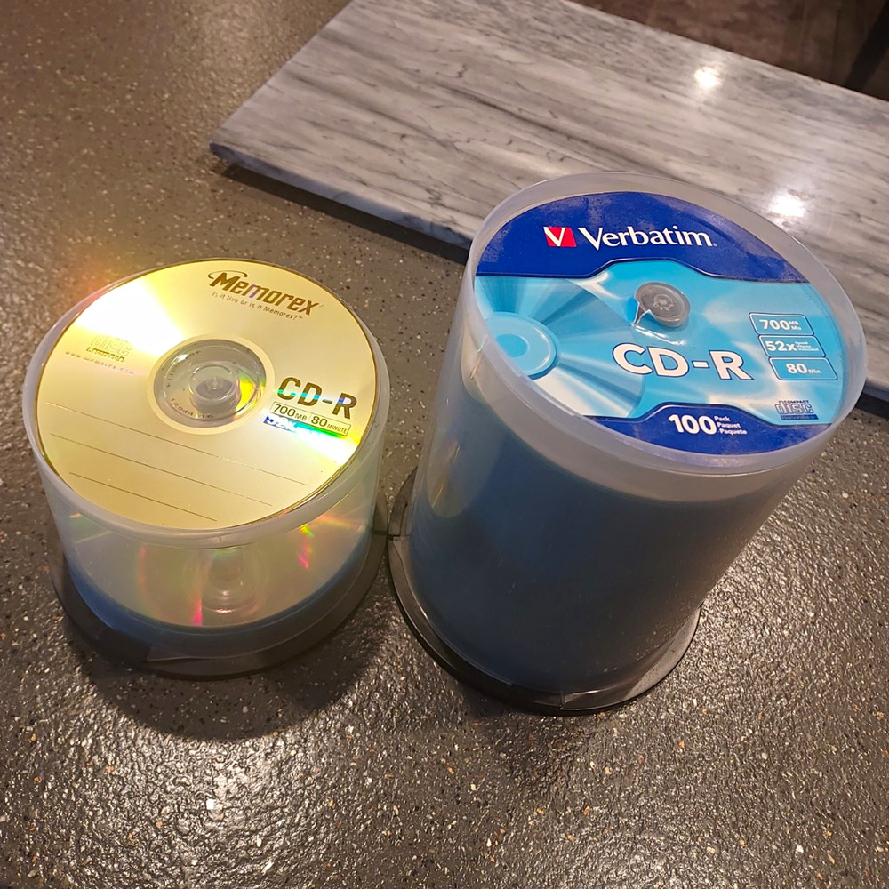 Verbatim CD-R Recordable Discs 100 plus More 2 Cake Box 700MB 52x 80 Min NEW